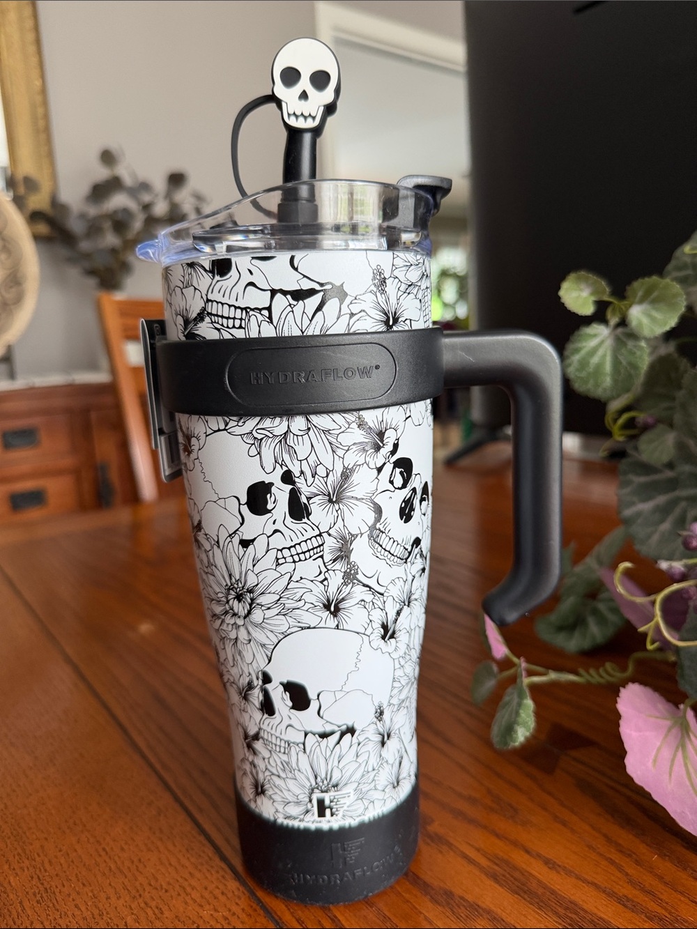 Hydraflow 40oz Skull Floral - Black & White stainless travel tumbler NWT